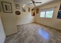 Resale - Detached Villa - Sax