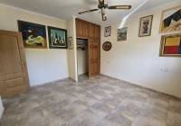 Resale - Detached Villa - Sax