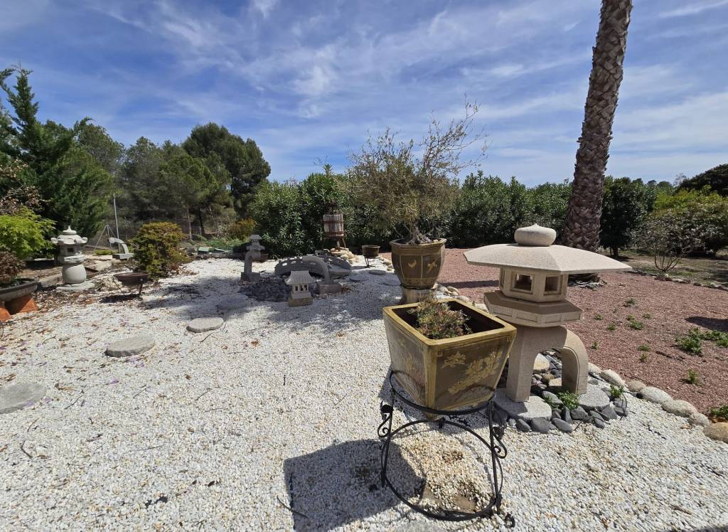 Resale - Detached Villa - Sax