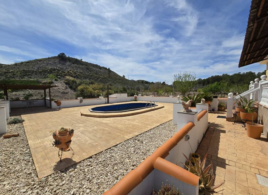 Resale - Detached Villa - Sax