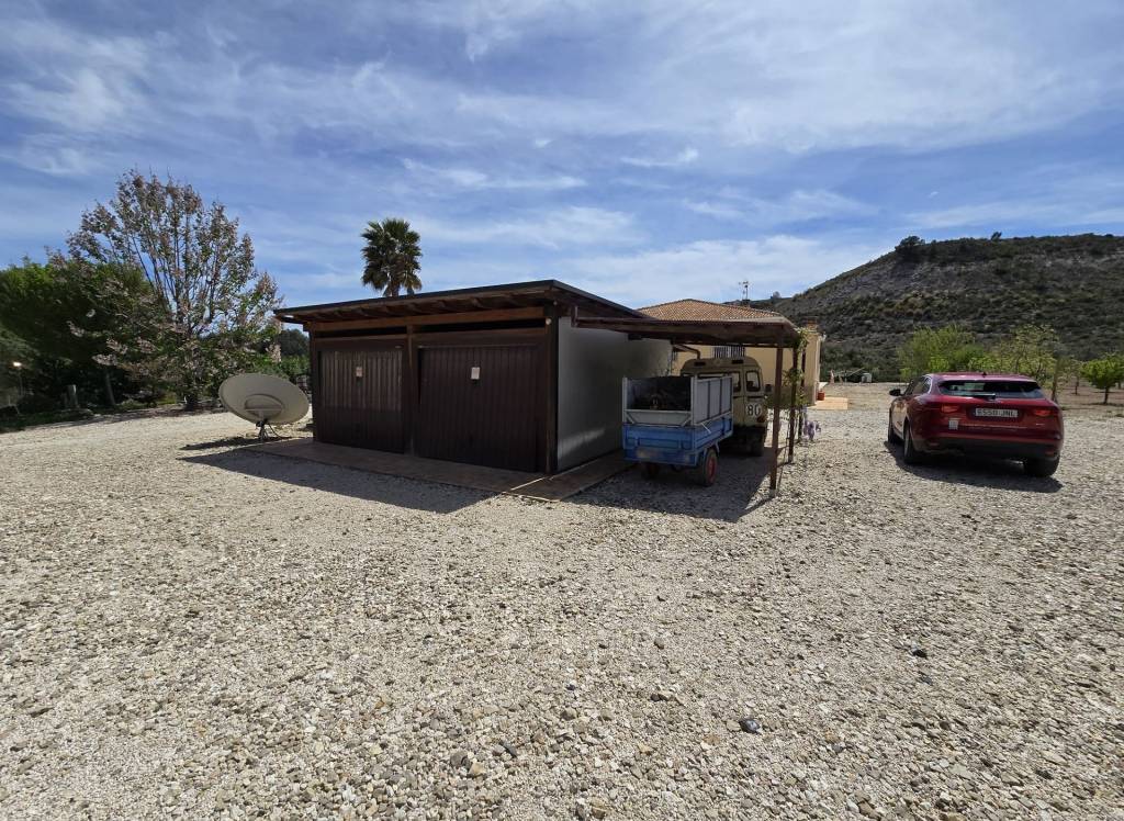 Resale - Detached Villa - Sax