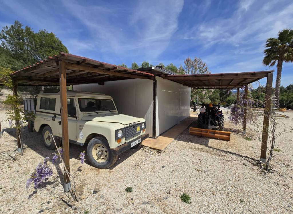 Resale - Detached Villa - Sax