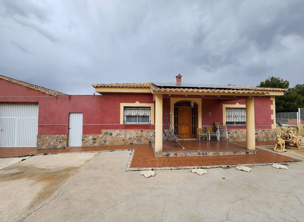 Resale - Detached Villa - Umbria La Zarza