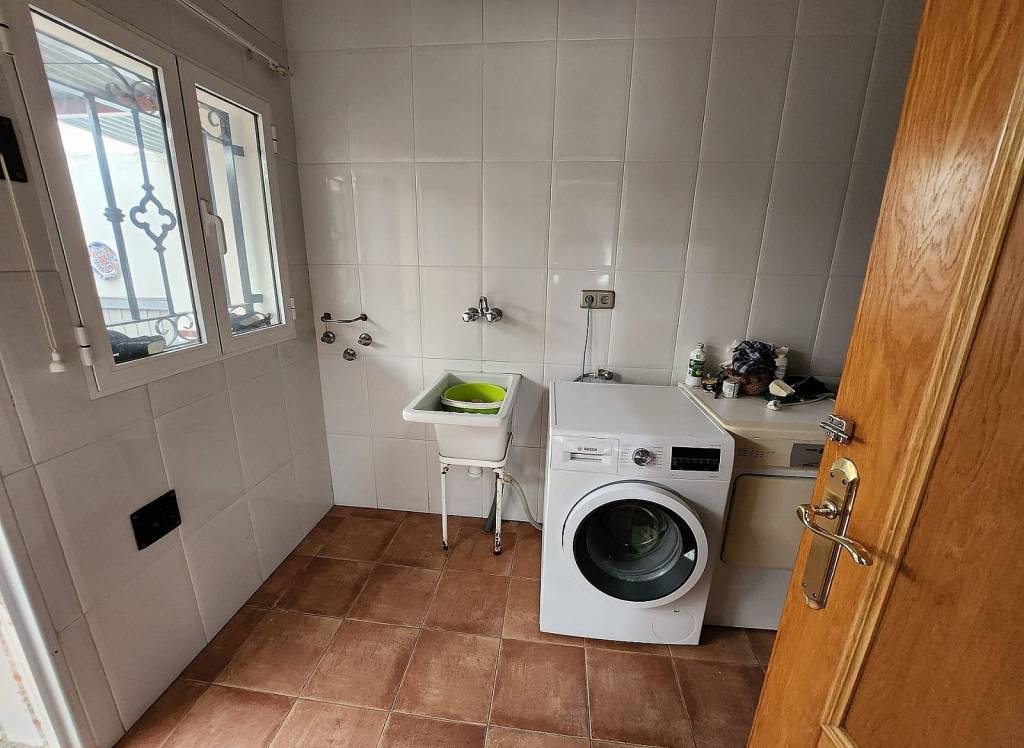 Resale - Detached Villa - Umbria La Zarza