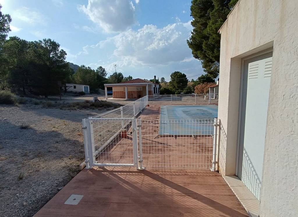Resale - Detached Villa - Yecla