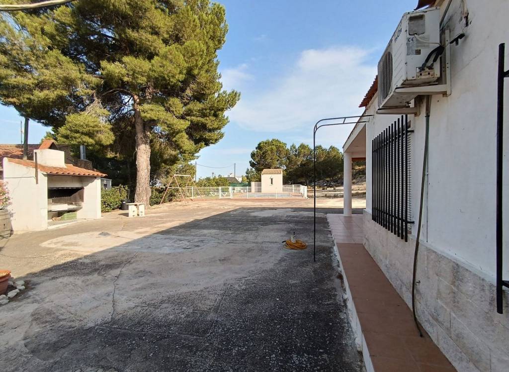Resale - Detached Villa - Yecla
