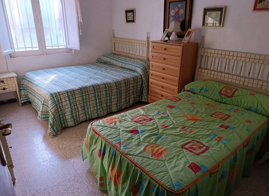 Resale - Detached Villa - Yecla