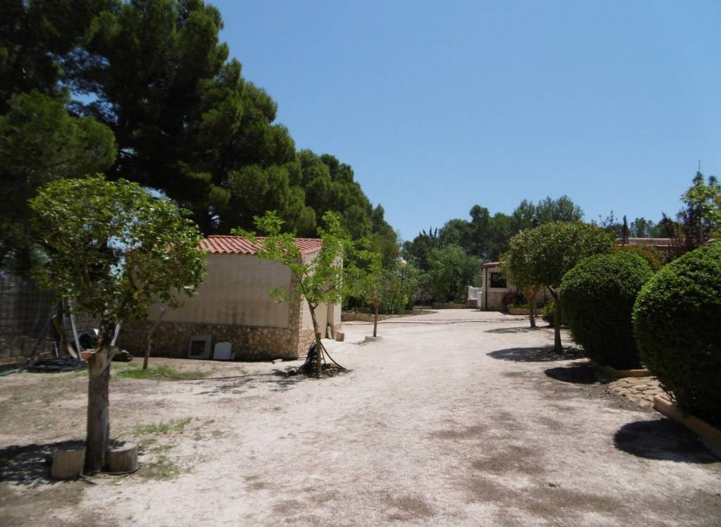 Resale - Detached Villa - Yecla