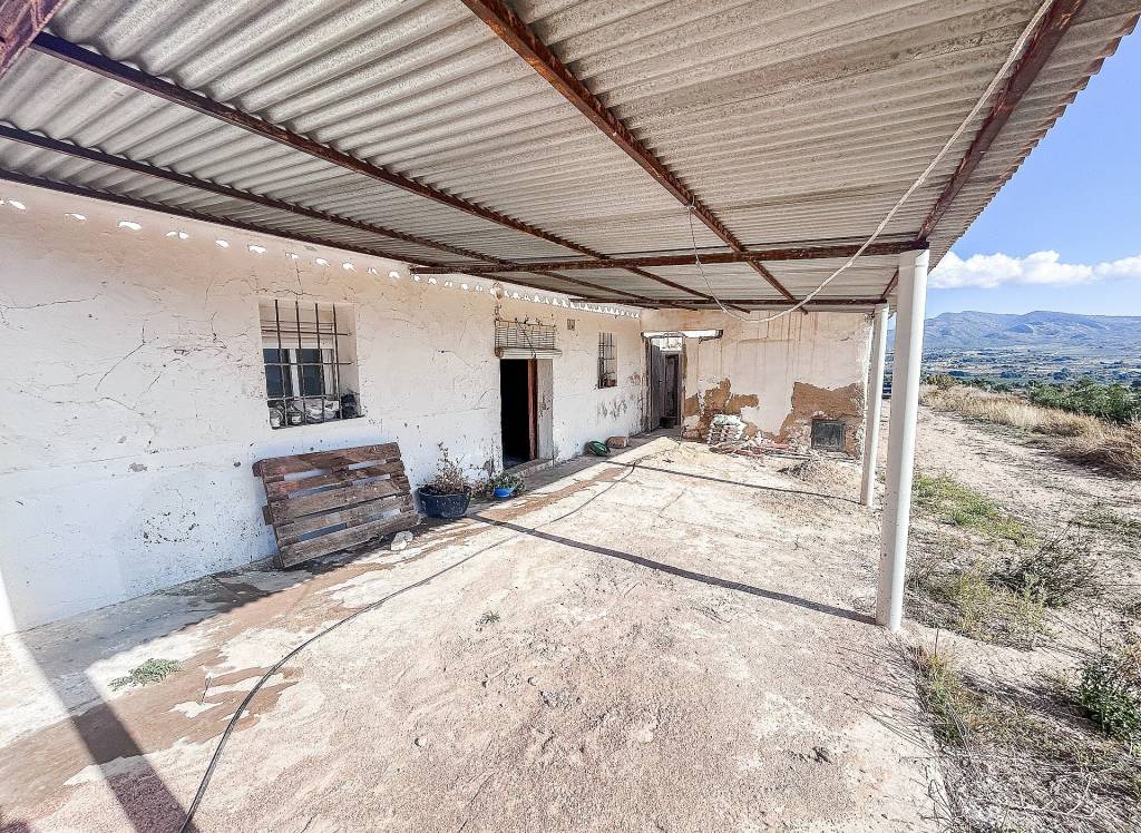 Resale - Finca - Elda