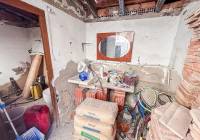 Resale - Finca - Elda