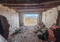 Resale - Finca - Elda