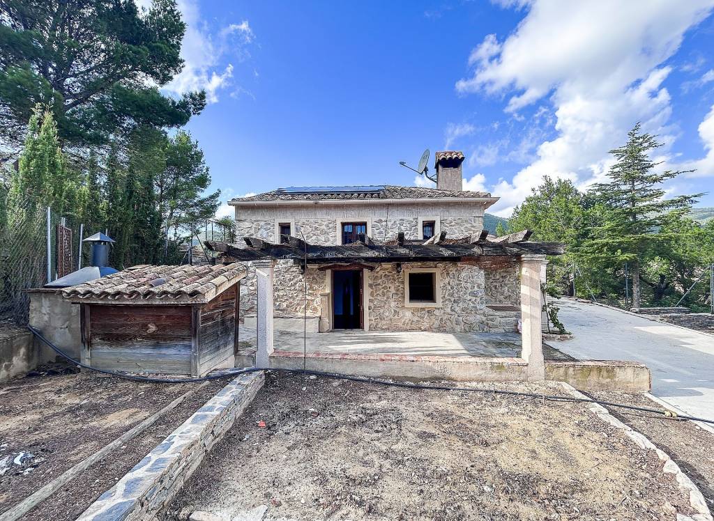 Resale - Finca - Torremanzanas