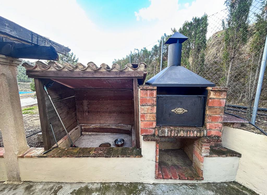 Resale - Finca - Torremanzanas