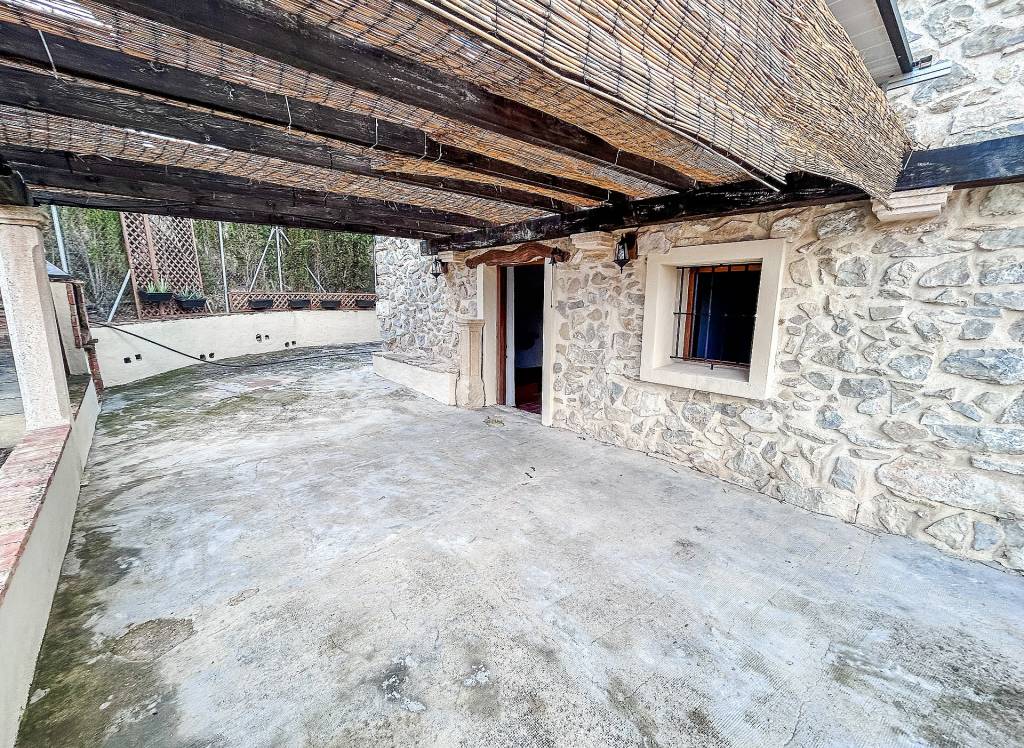 Resale - Finca - Torremanzanas