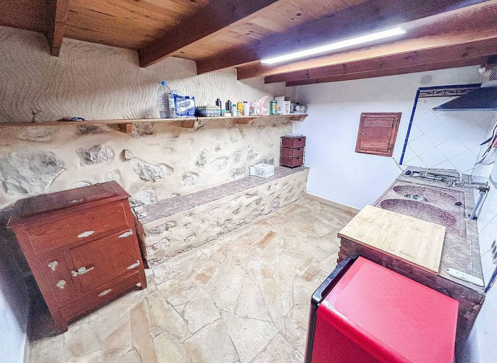 Resale - Finca - Torremanzanas