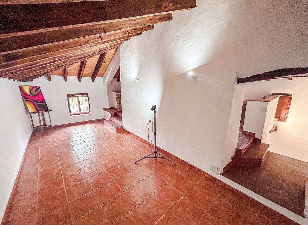 Resale - Finca - Torremanzanas