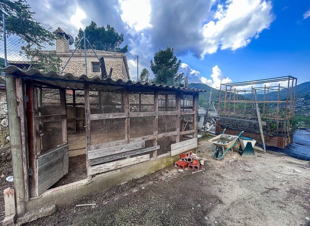 Resale - Finca - Torremanzanas