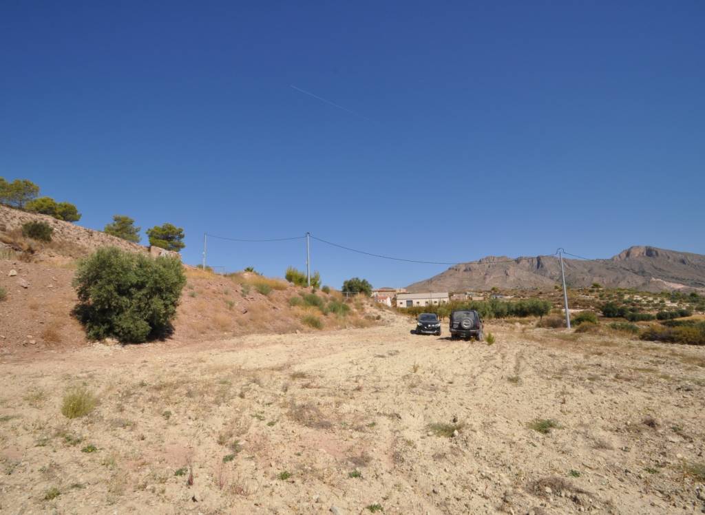 Resale - Land - Macisvenda - Rural location