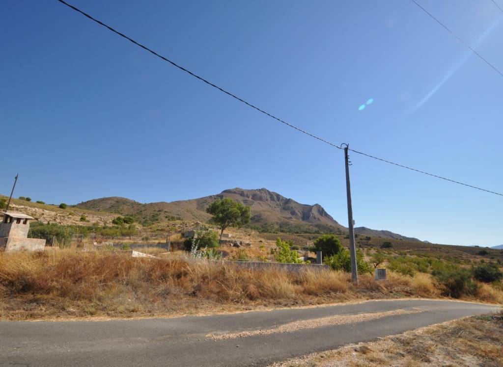 Resale - Land - Macisvenda - Rural location