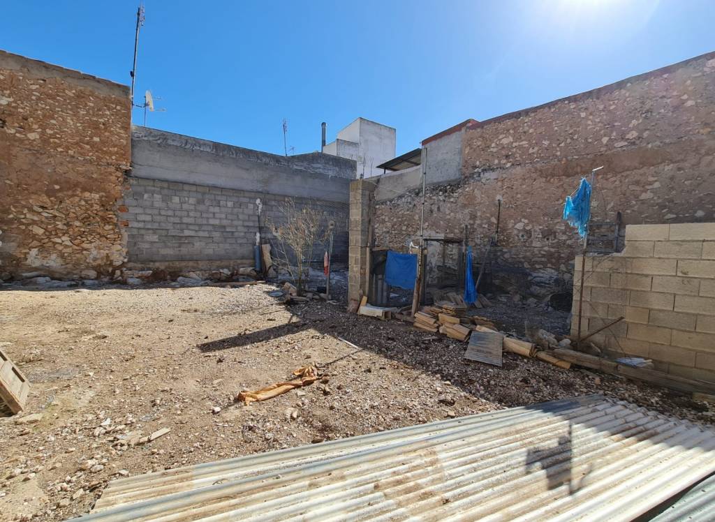 Resale - Land - Pinoso - Urban location