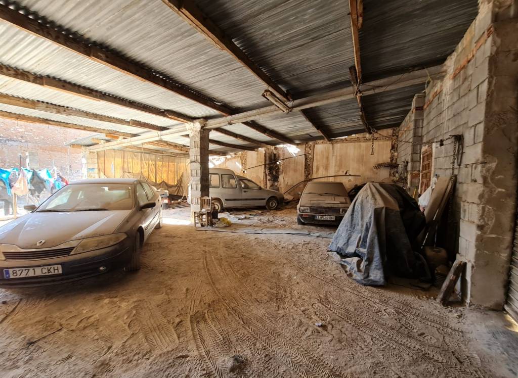 Resale - Land - Pinoso - Urban location