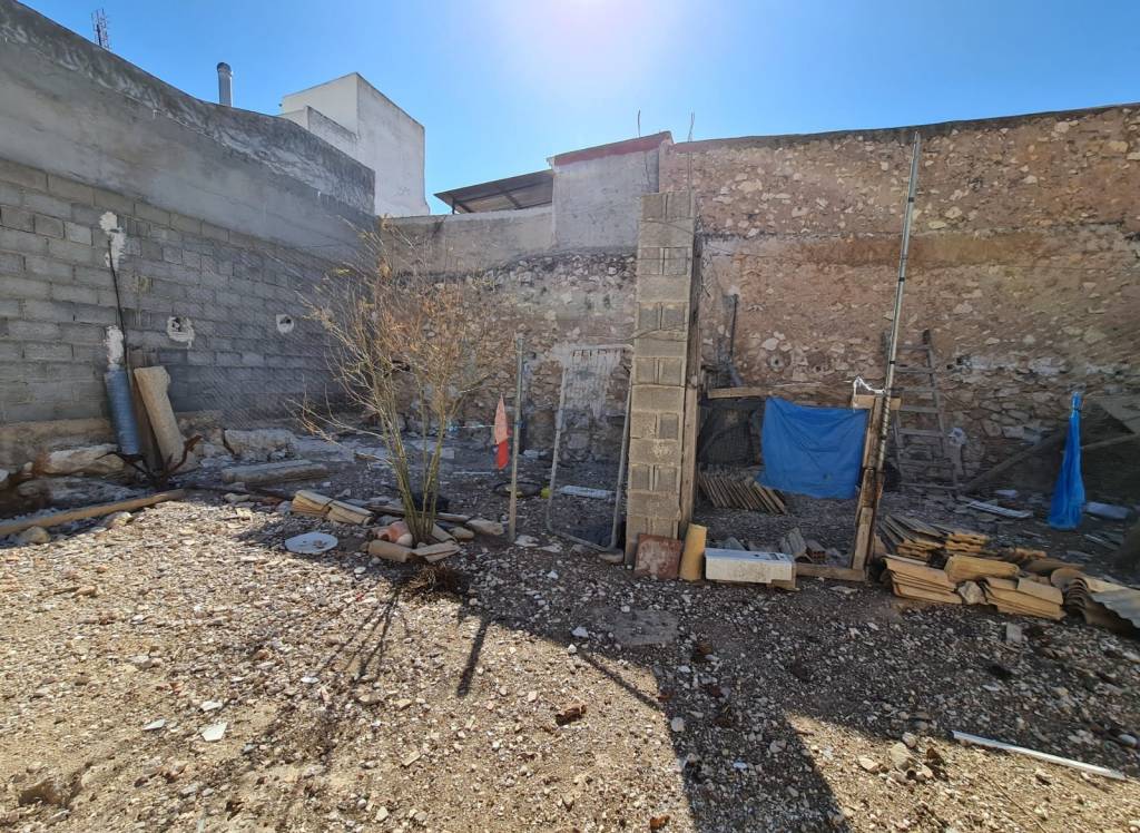 Resale - Land - Pinoso - Urban location