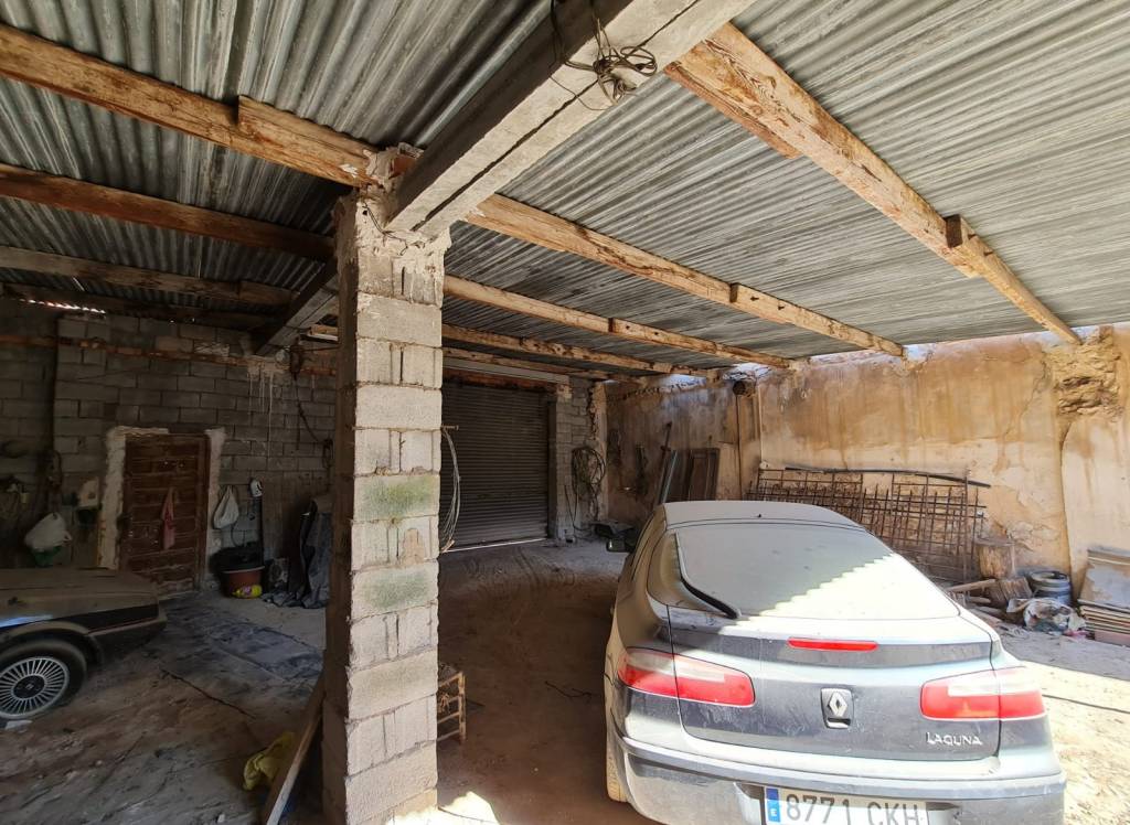 Resale - Land - Pinoso - Urban location