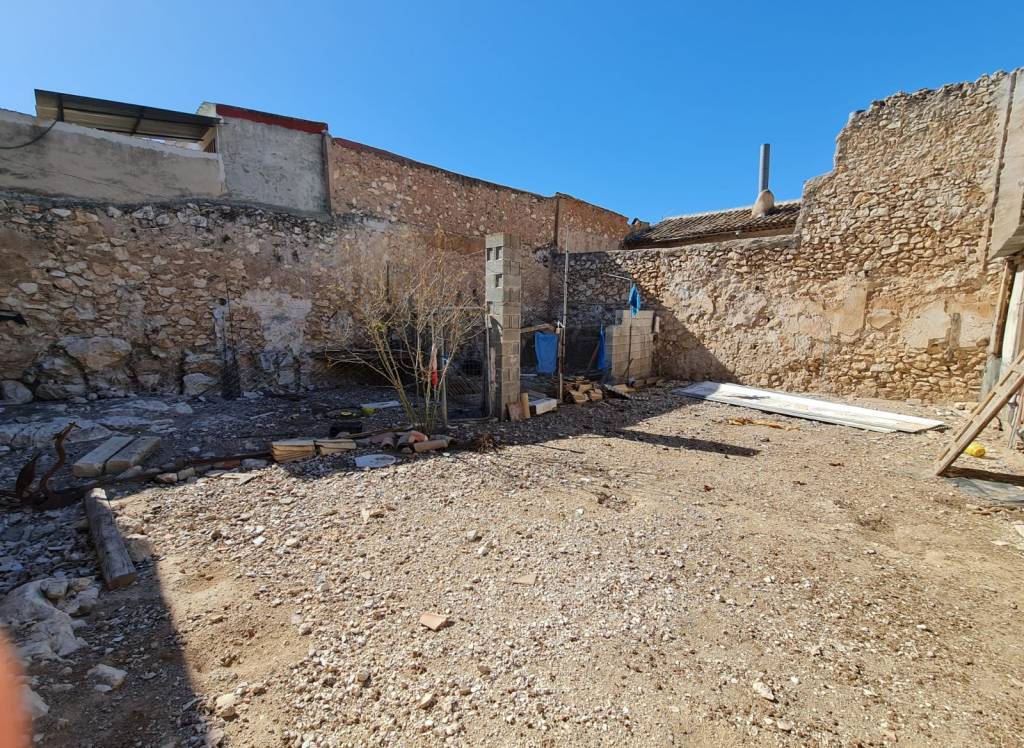 Resale - Land - Pinoso - Urban location