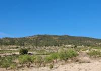 Resale - Land - Raspay - Rural location