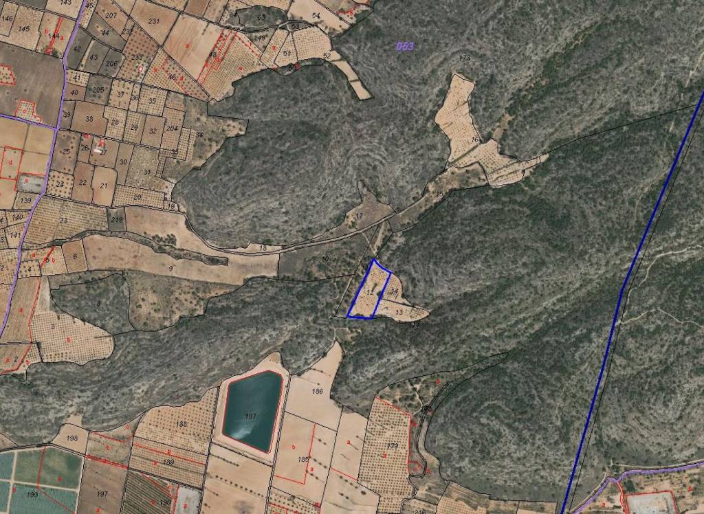 Resale - Land - Yecla