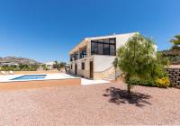 Resale - Off Plan/New Build Villa - Novelda - Urban location