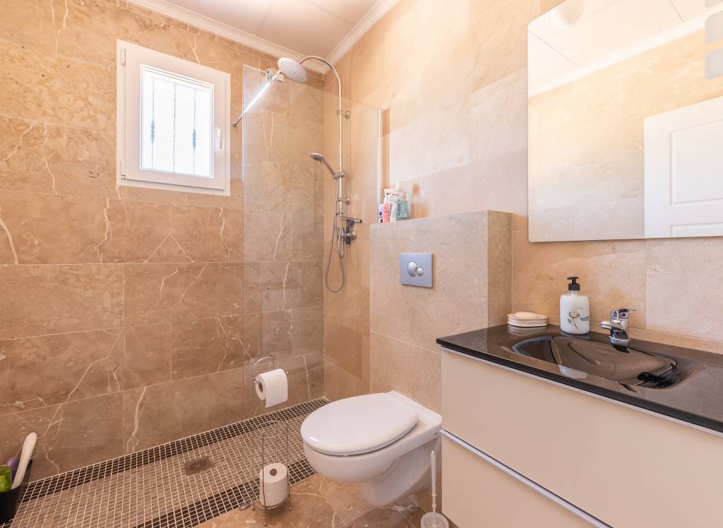 Resale - Off Plan/New Build Villa - Novelda - Urban location