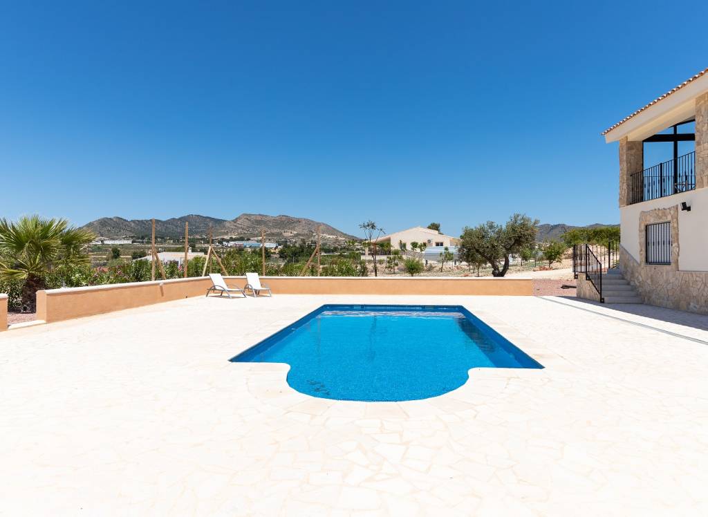 Resale - Off Plan/New Build Villa - Novelda - Urban location