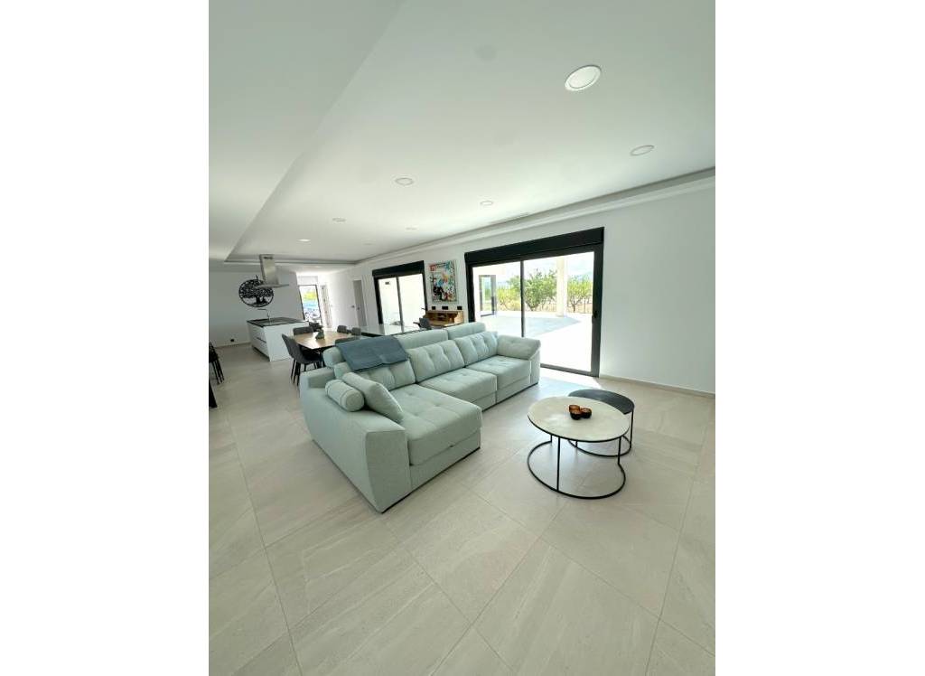 Resale - Off Plan/New Build Villa - Pinoso - Rural location