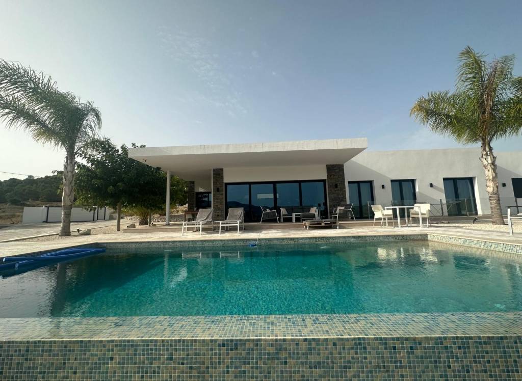 Resale - Off Plan/New Build Villa - Pinoso - Rural location