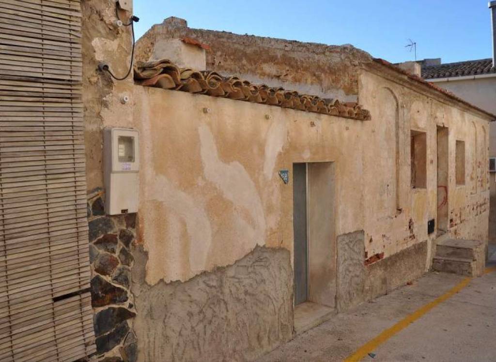 Resale - Restoration Project - Macisvenda - Rural location