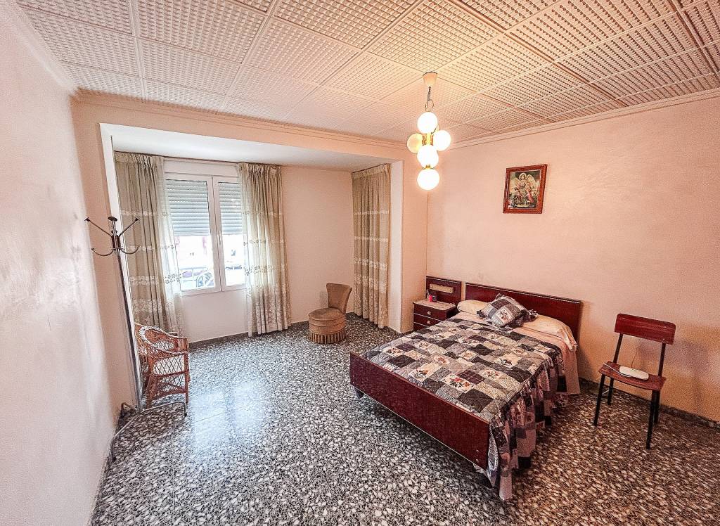 Resale - Restoration Project - Monovar