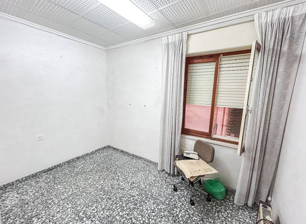 Resale - Restoration Project - Monovar