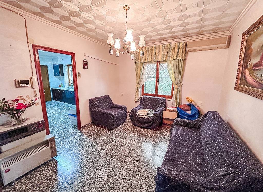 Resale - Restoration Project - Monovar