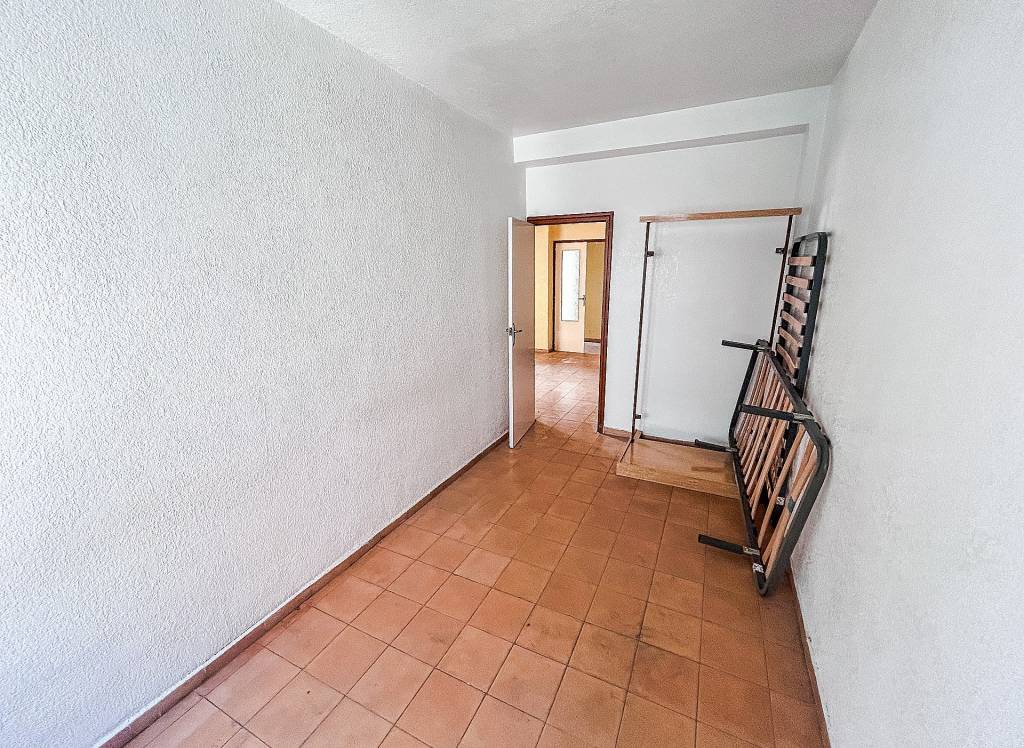 Resale - Restoration Project - Petrer