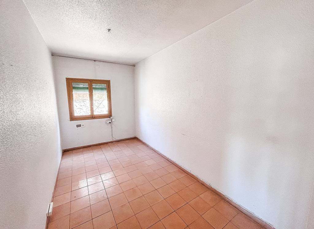 Resale - Restoration Project - Petrer