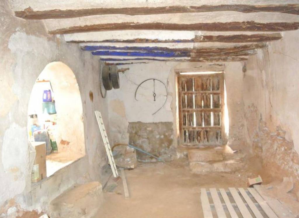 Resale - Restoration Project - Pinoso - Rural location