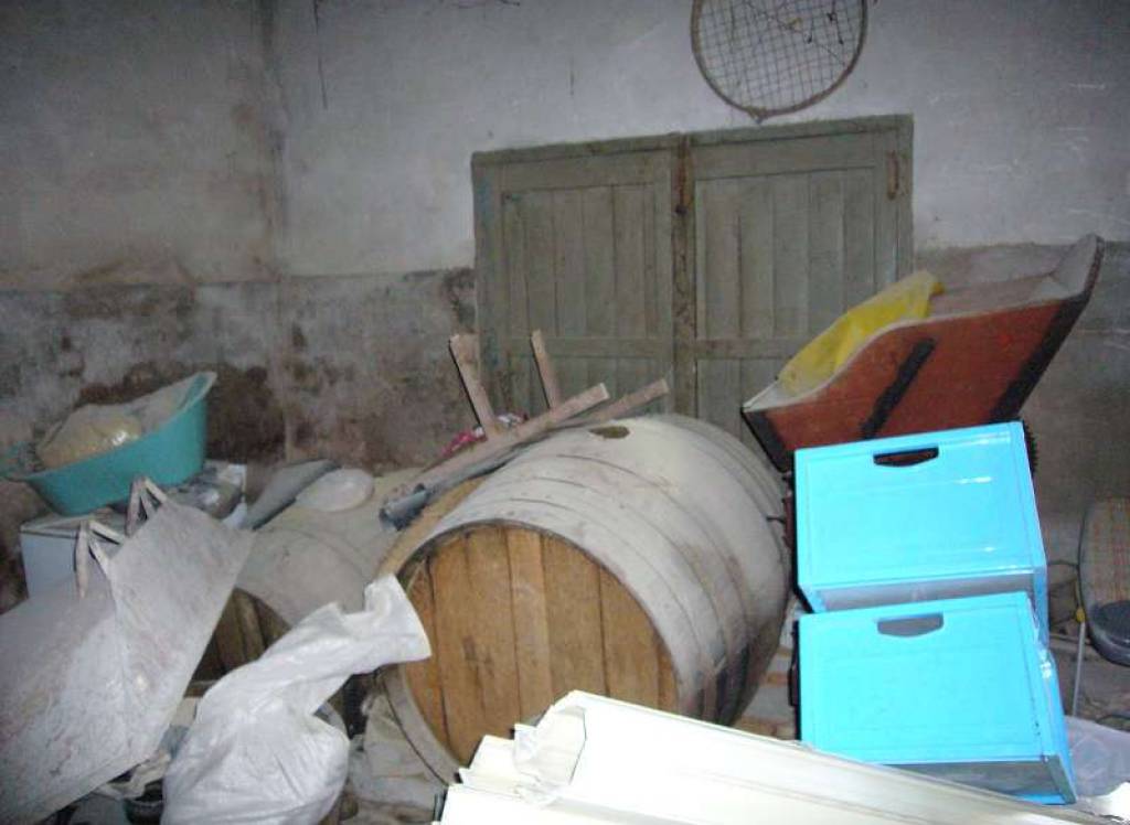 Resale - Restoration Project - Rodriguillo - In hamlet