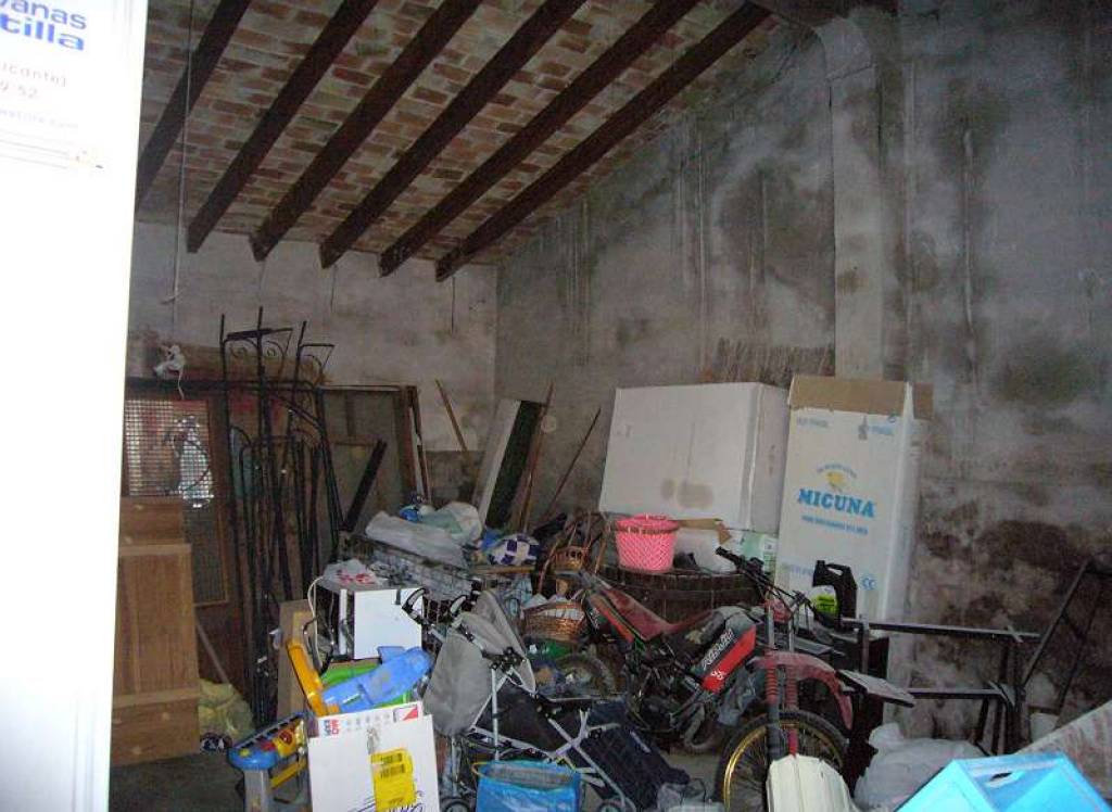 Resale - Restoration Project - Rodriguillo - In hamlet