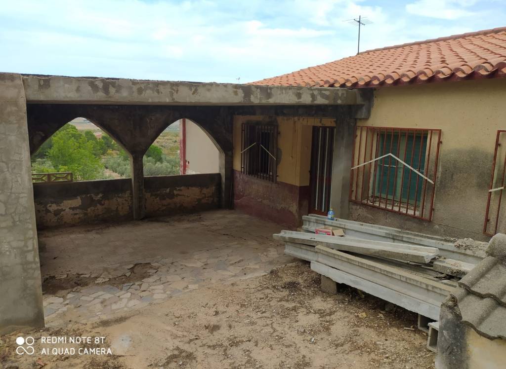 Resale - Restoration Project - Salinas - Rural location