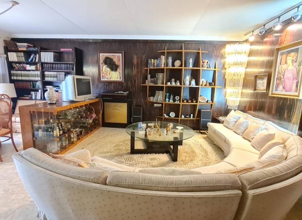 Resale - Town House - Elda - Urban location