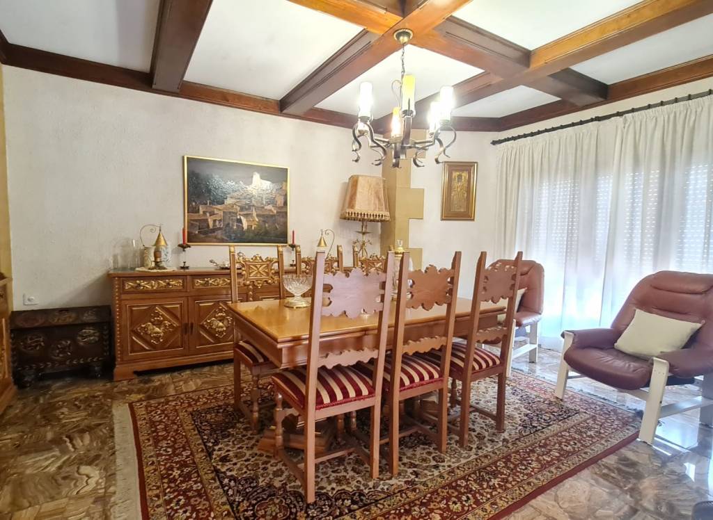 Resale - Town House - Elda - Urban location