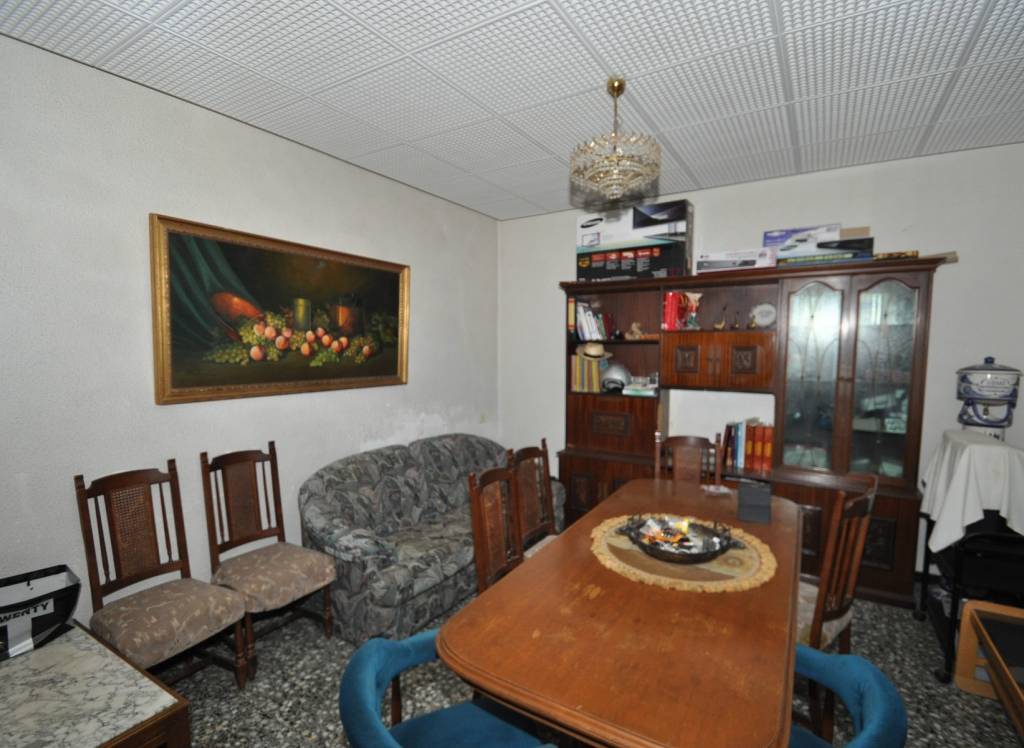 Resale - Town House - Petrer - Urban location
