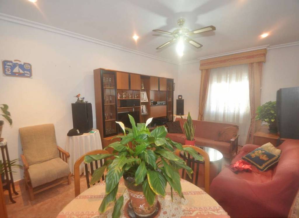 Resale - Town House - Pinoso - Urban location