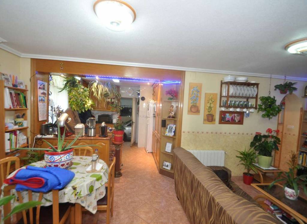 Resale - Town House - Pinoso - Urban location